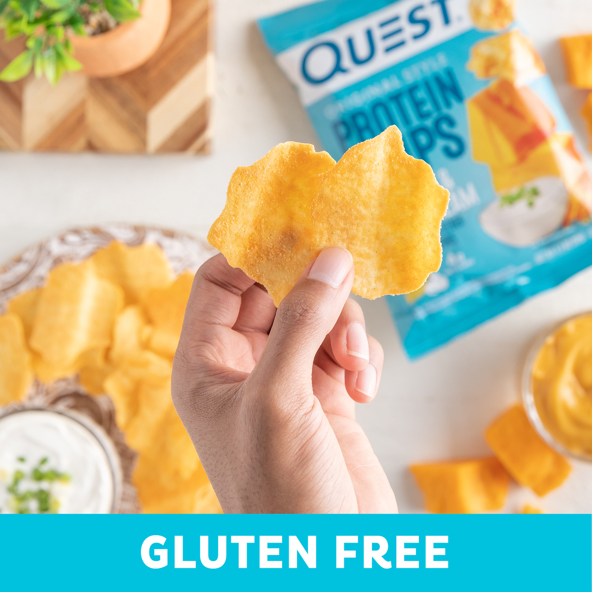 cheddar-and-sour-cream-original-style-protein-chips-h0 qst-000296_cheddar-_-sour-cream-original-style-protein-chips_7.2.png