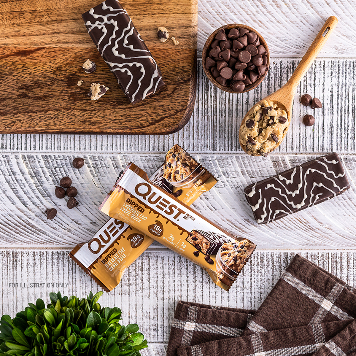 dipped-chocolate-chip-cookie-dough-protein-bar-q7 qst-012268_dipped-chocolate-chip-cookie-dough-protein-bar_7.png